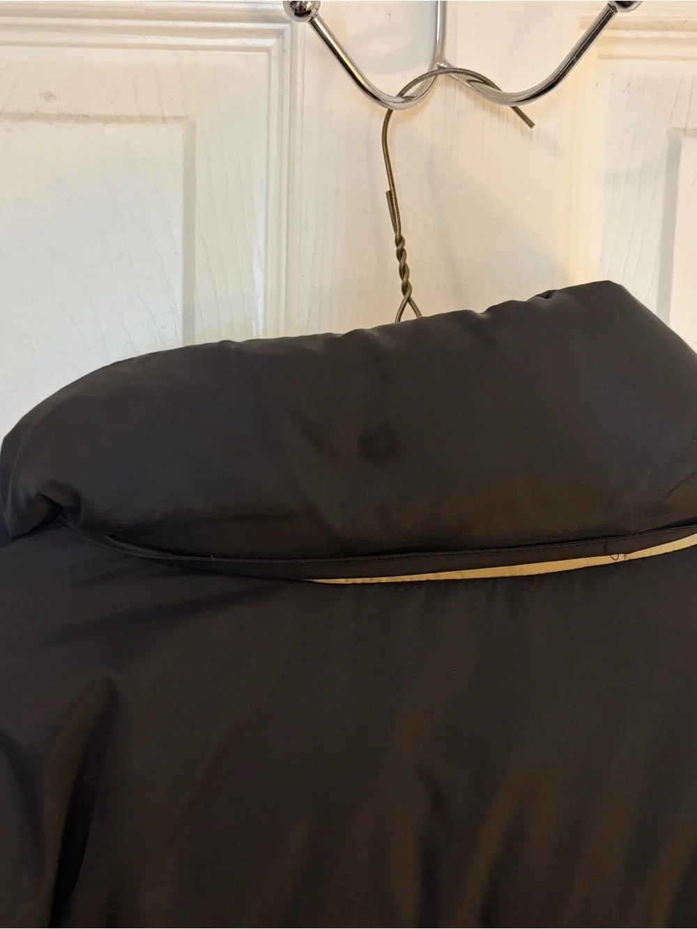 Vintage/Y2K North Face Men’s Tan & Black Puffer Jacket with Hidden Hood- SZ Sm